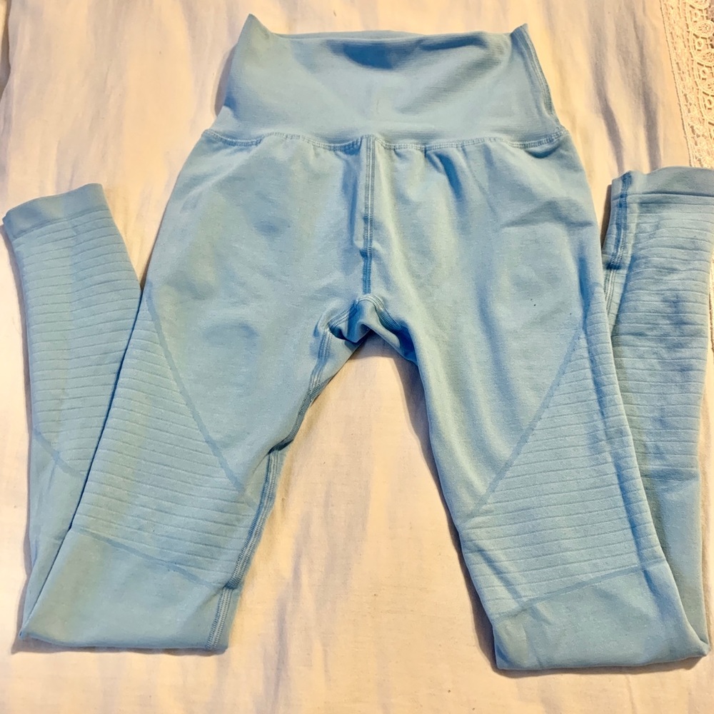 Alphalete OG Revival Legging in color Atlantic